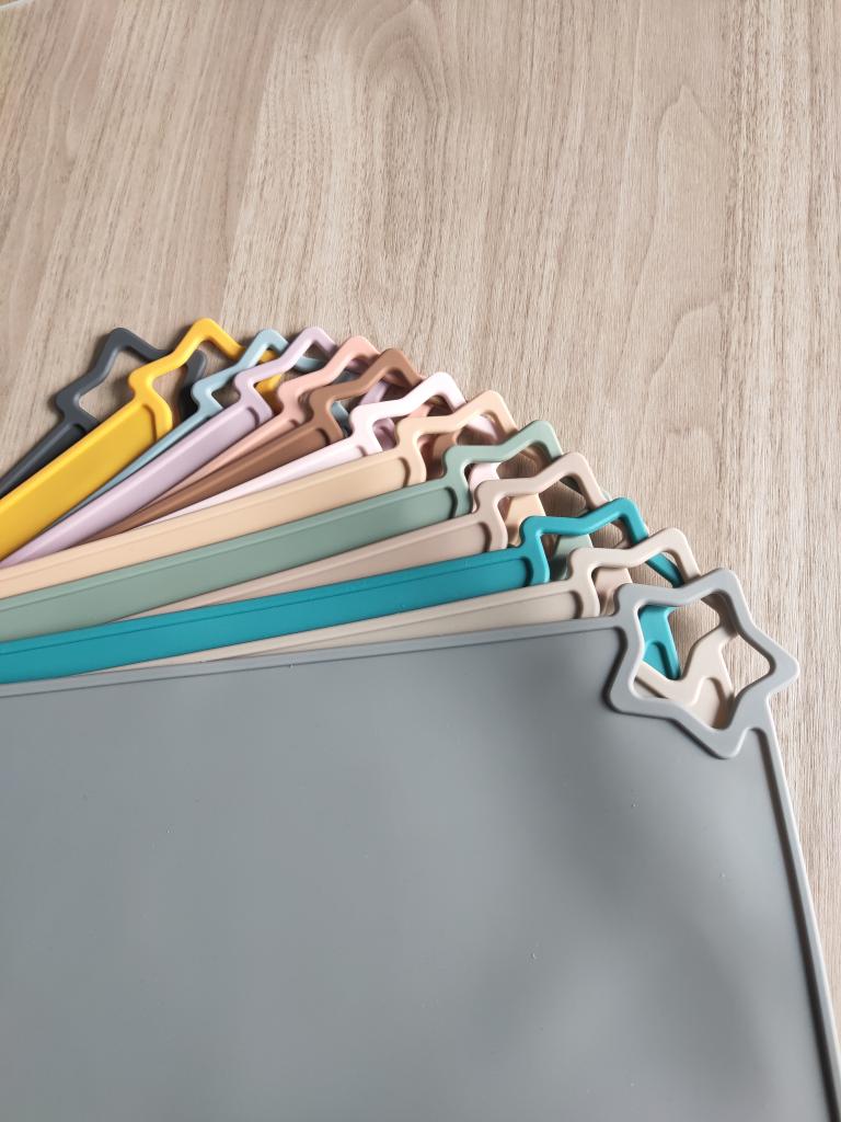 Warm Taupe Silicone Foldable Mat